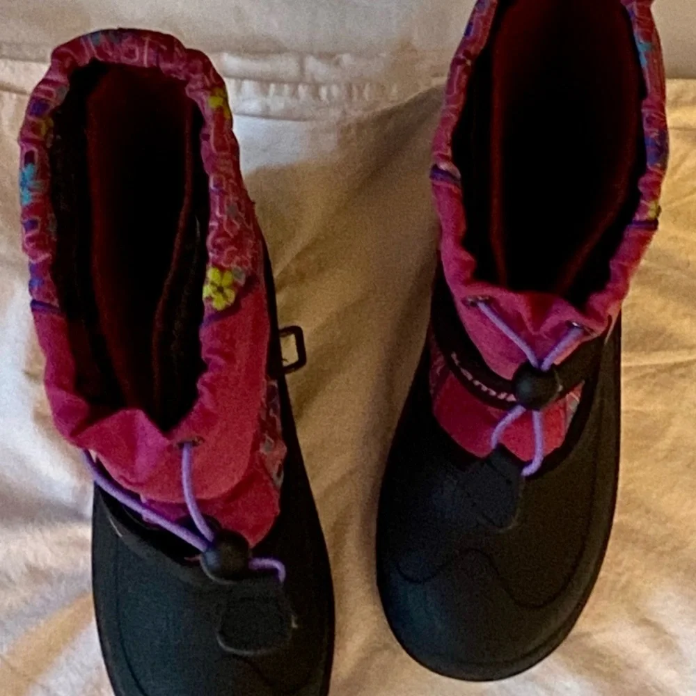 VGUC Kamik Sz-1 Grade School Kids-Fun Pink/Black Snow Boots, Gently Worn, Unisex